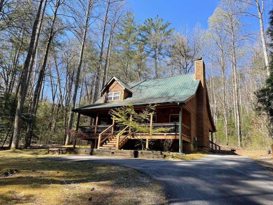 2 Bed Cabin Hot Tub Close To Helen #16 Экстерьер фото